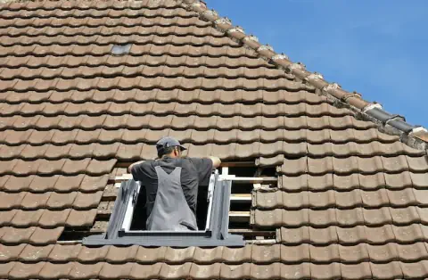 Pose de velux - Montverdun